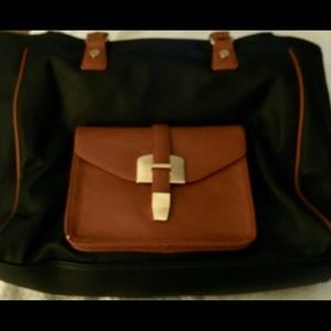 Steve Madden Black & Tan Leather Tote. Very roomy!